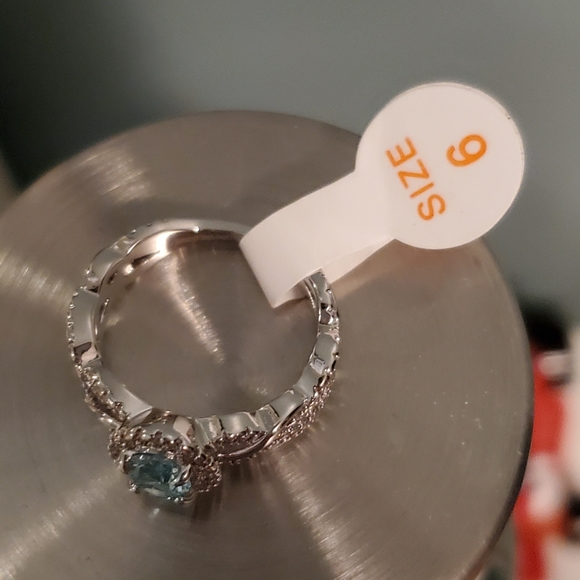 Aquamarine White Topaz - Picture 4 of 4